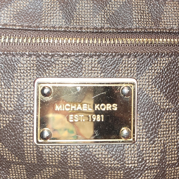 Michael Kors Clutch - Picture 3 of 3